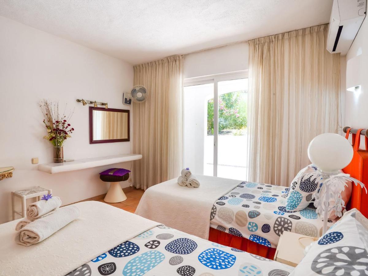 Roofed Villa In Albufeira With Private Swimming Pool 奥霍斯德古阿 客房 照片
