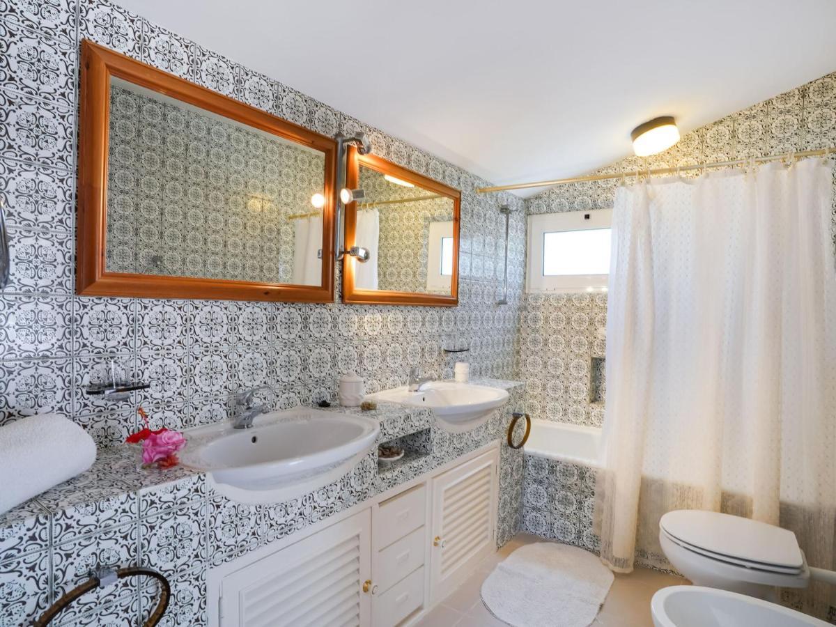 Roofed Villa In Albufeira With Private Swimming Pool 奥霍斯德古阿 客房 照片